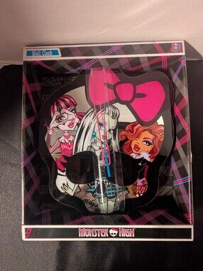 Rare New In Box Monster High Silk Screen Graphic Wall Mount Clock Mattel 2013
